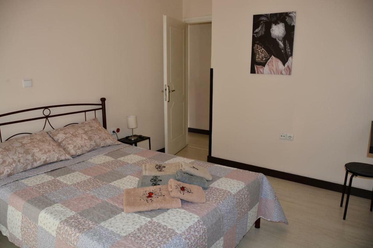 Modern Apartment, 5΄ Walk From Central Metro Station Atene Esterno foto